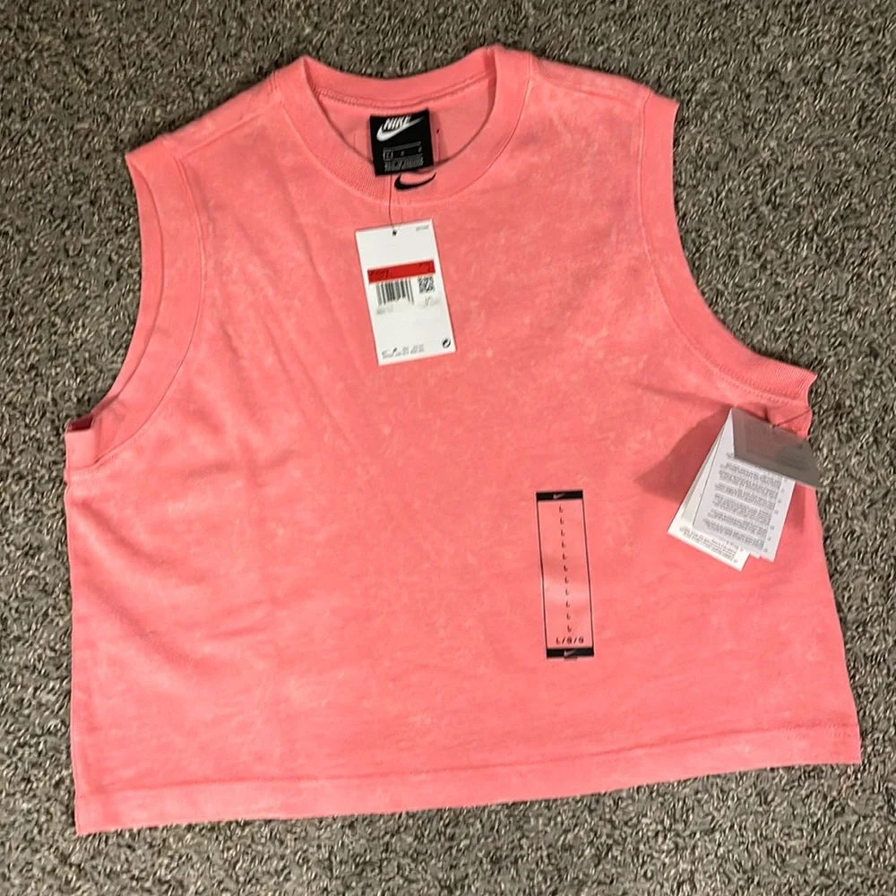 Pink Nike muscle tank size large NWT - Picture 1 of 3